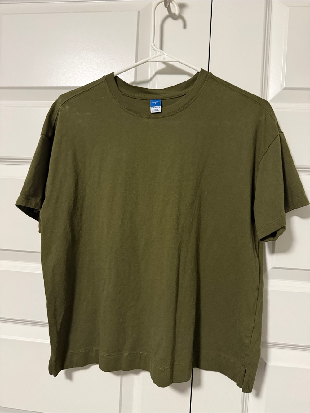 Old Navy women’s vintage tee Olive Crew Neck Short Sleeve Tee